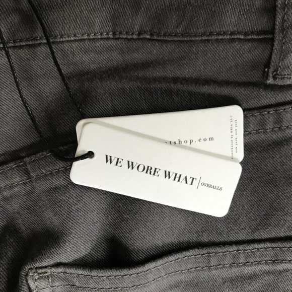 WeWoreWhat NWT Grey Hi-Rise Skinny Overalls with Pockets and Criss-Cross Back - Picture 6 of 7